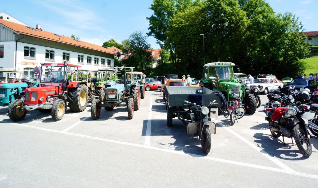 210807_Miesbach_Biergarten_Oldtimer_01