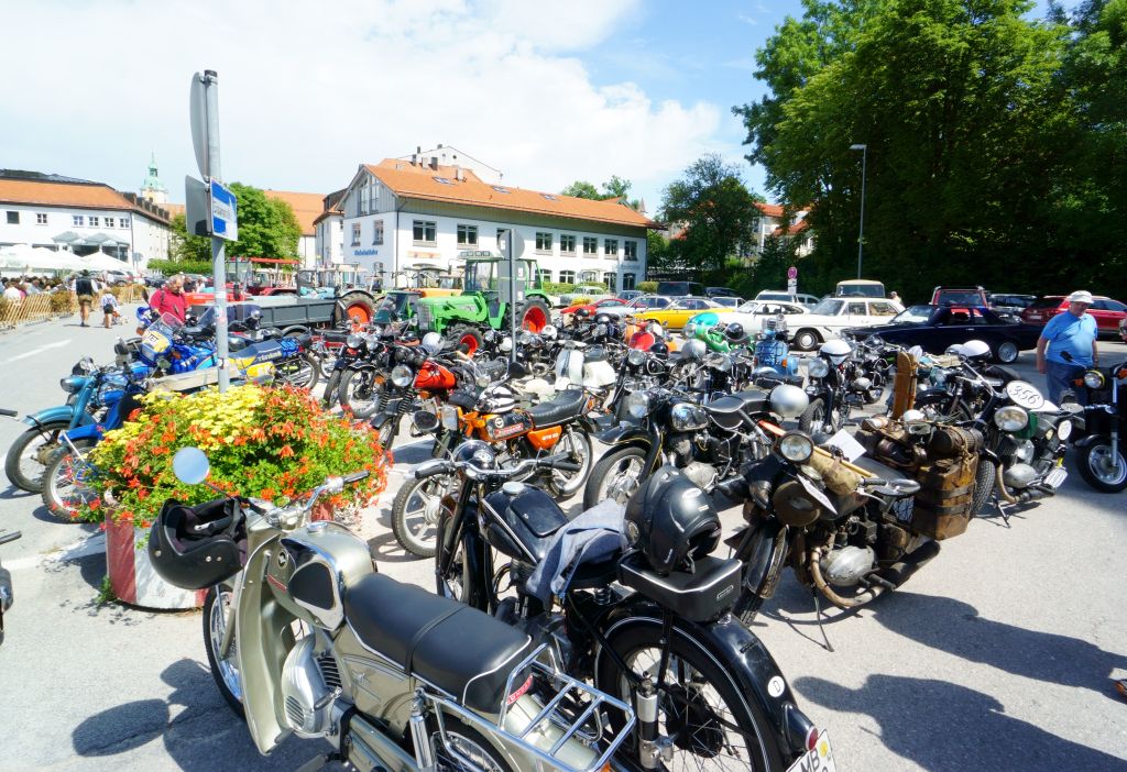 210807_Miesbach_Biergarten_Oldtimer_03