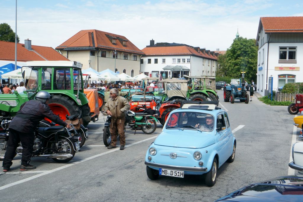 210807_Miesbach_Biergarten_Oldtimer_28