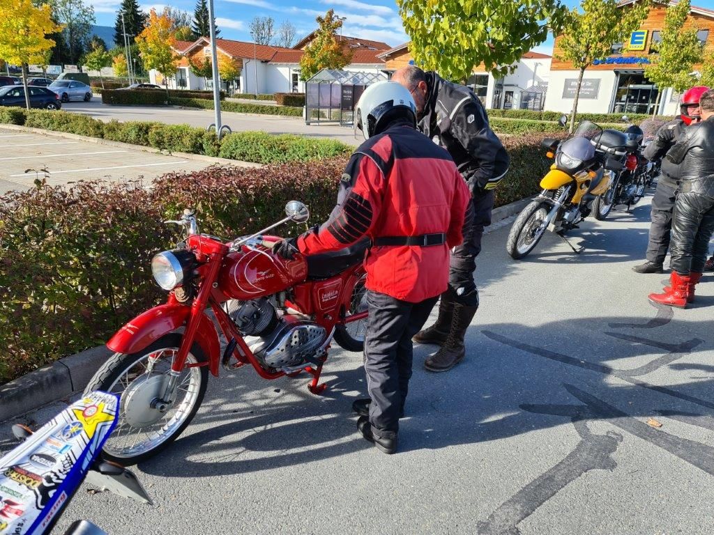 211003_Motorradoldtimertreffen_Bad-Toelz_095646