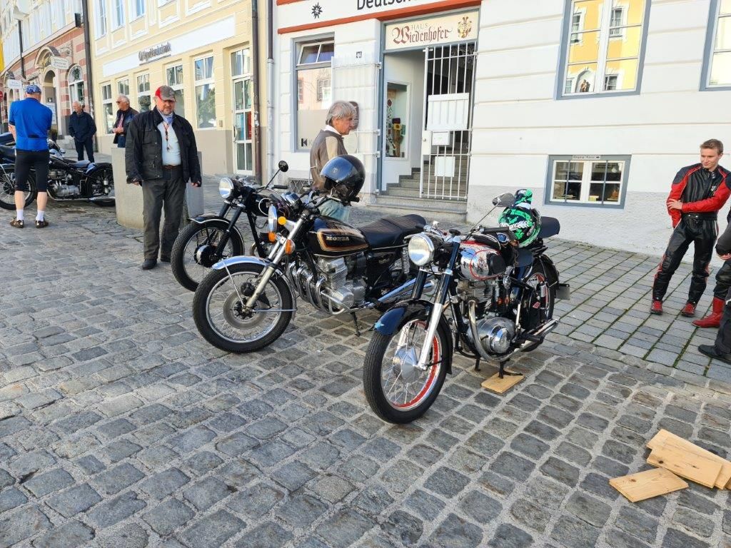 211003_Motorradoldtimertreffen_Bad-Toelz_103749