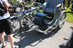 DIGITAL CAMERA